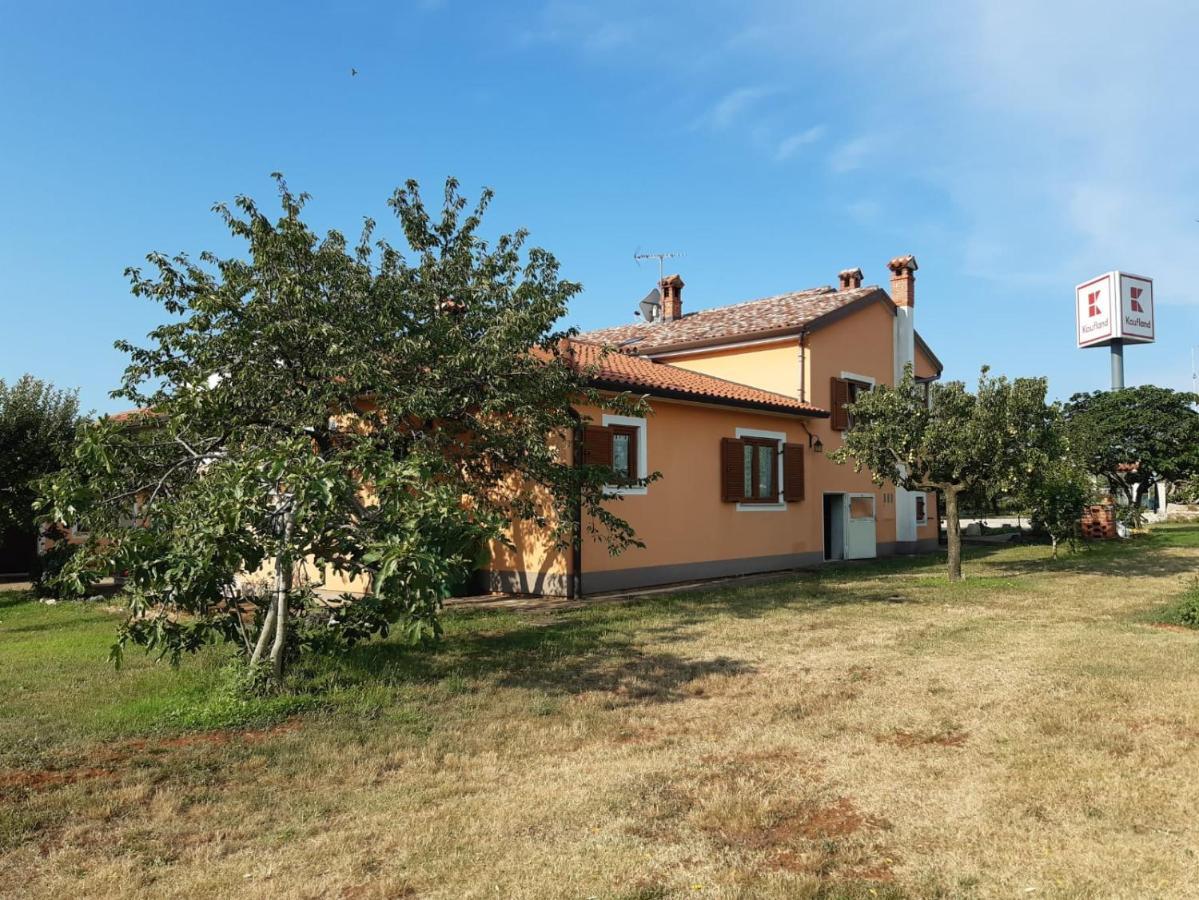 Apartman Lena Umag Exterior photo